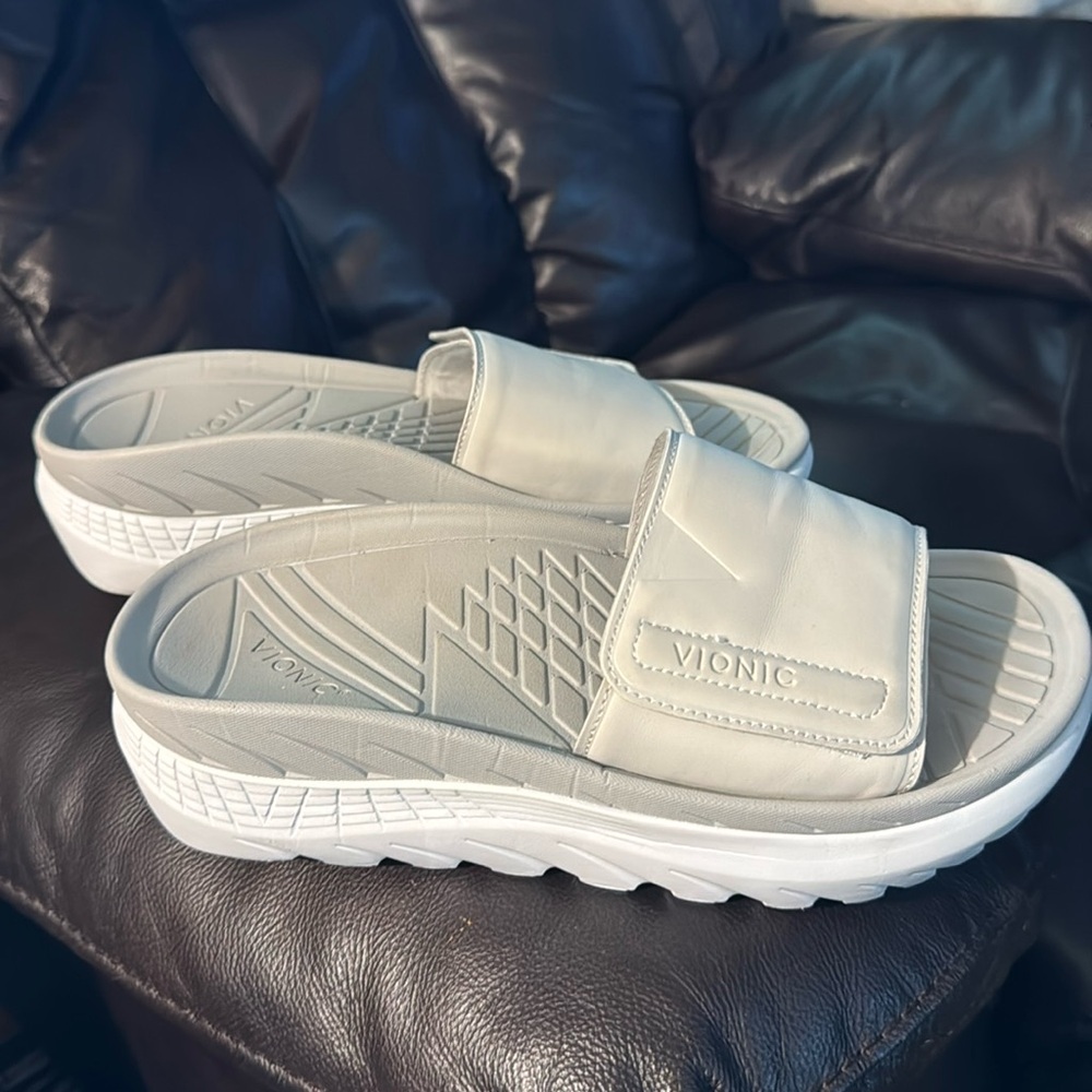 Vionic Women's Sandals in White